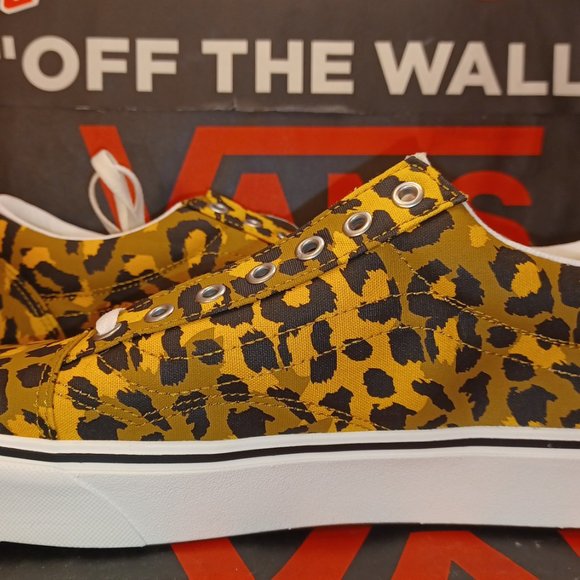 Vans Comfycush Old Skool Men's 10.5 Leopard Golden Brown/Golden Glow VN0… - Picture 11 of 13